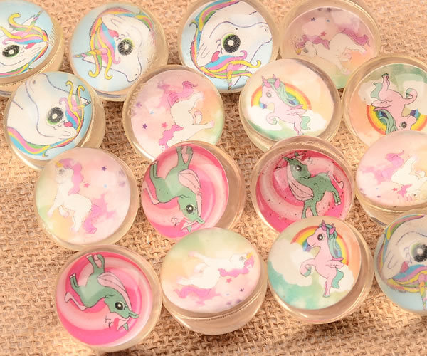 32mm Rubber Bouncy Ball Unicorn Xiaoli Paper Card Bouncing Ball 1 Yuan Gashapon Machine Ball Children's Paradise Floating Ball 32mm Rubber Bouncy Ball Unicorn Xiaoli Paper Card Bouncing Ball 1 Yuan Gashapon Machine Ball Children's Paradise Floating Ball