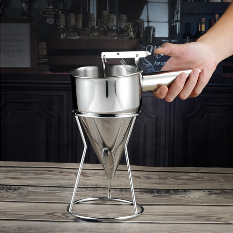 Stainless Steel Conical Funnel Octopus Chibi Maruko-Chan Funnel Kitchen Sushi Tool DIY Batter Metering Funnel Holder