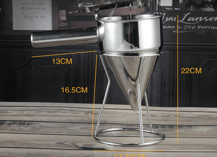 Stainless Steel Conical Funnel Octopus Chibi Maruko-Chan Funnel Kitchen Sushi Tool DIY Batter Metering Funnel Holder