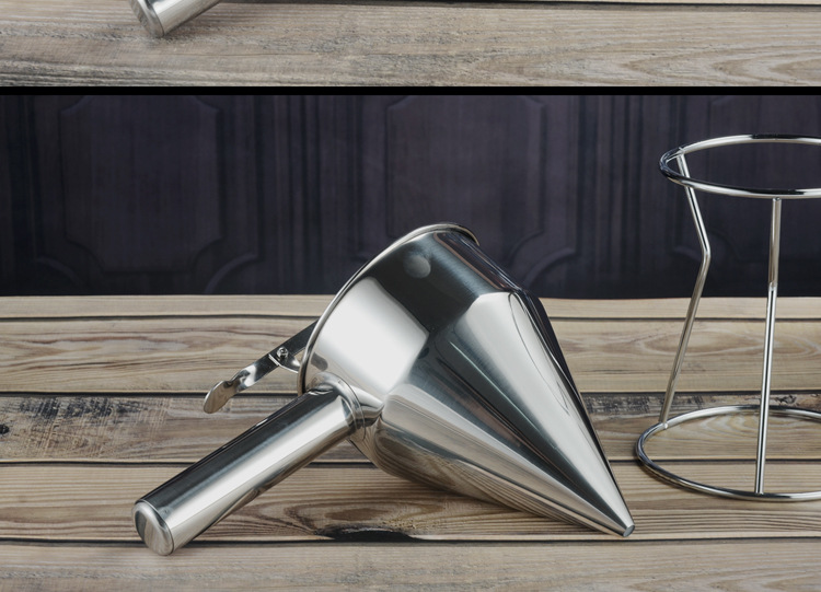 Stainless Steel Conical Funnel Octopus Chibi Maruko-Chan Funnel Kitchen Sushi Tool DIY Batter Metering Funnel Holder