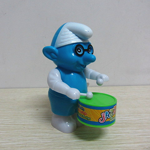 Upper chain knock on the drum toy The Smurfs 2228-5 Upper chain knock on the drum toy The Smurfs 2228-5