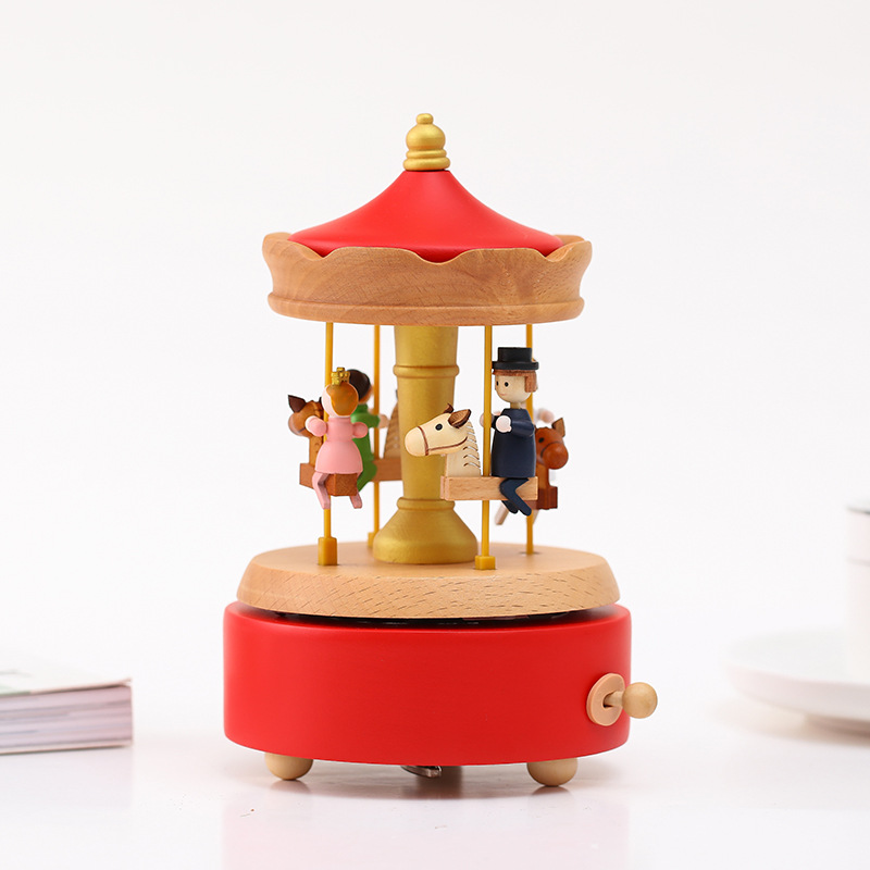 Creative Rotational Trojan Music Box Music Box Children&#039;s Toy Carousel Home Decoration Christmas Decorations