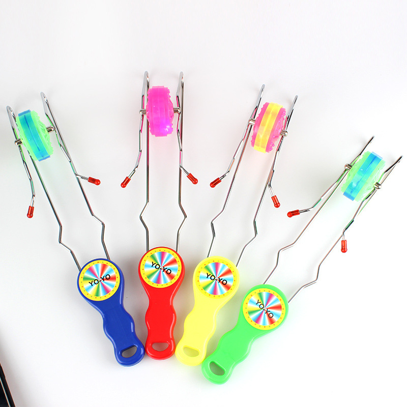 Factory Direct Sales Flash Yo-Yo Light-Emitting Yo-Yo Magic Track UU Ball Stall Hot Sale YOYO Ball
