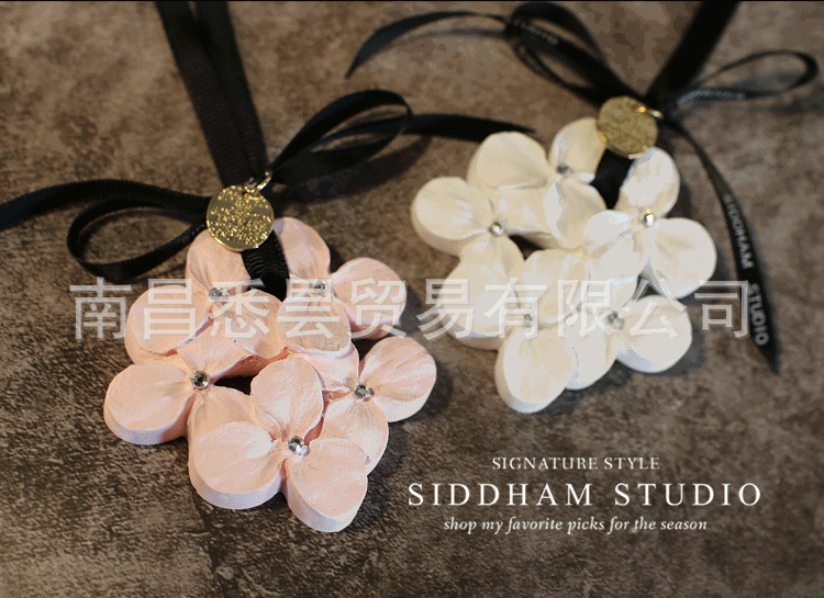 Accessories Aromatherapy Gypsum onBoard Perfume Car Fragrant Stone Aromatherapy Pendant Wedding Bridesmaid with Souvenir Accessories Aromatherapy Gypsum onBoard Perfume Car Fragrant Stone Aromatherapy Pendant Wedding Bridesmaid with Souvenir