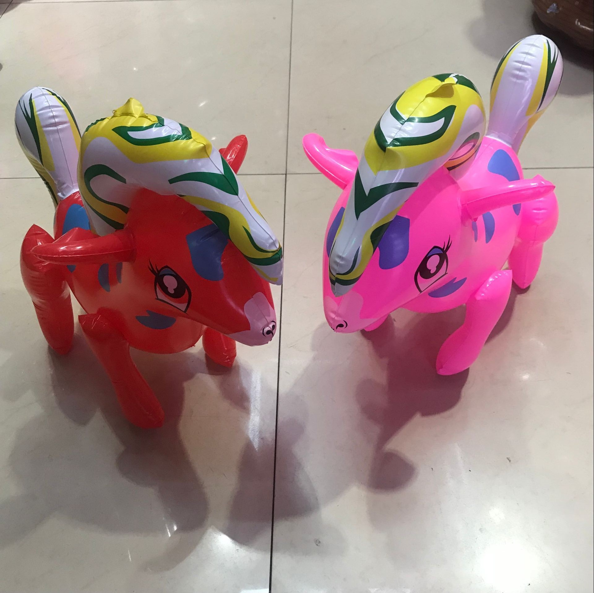 Factory Direct Sales Inflatable Horse Wholesale Custom Inflatable Rainbow Horse Red Inflatable Simulation Horse Children&#039;s Toys