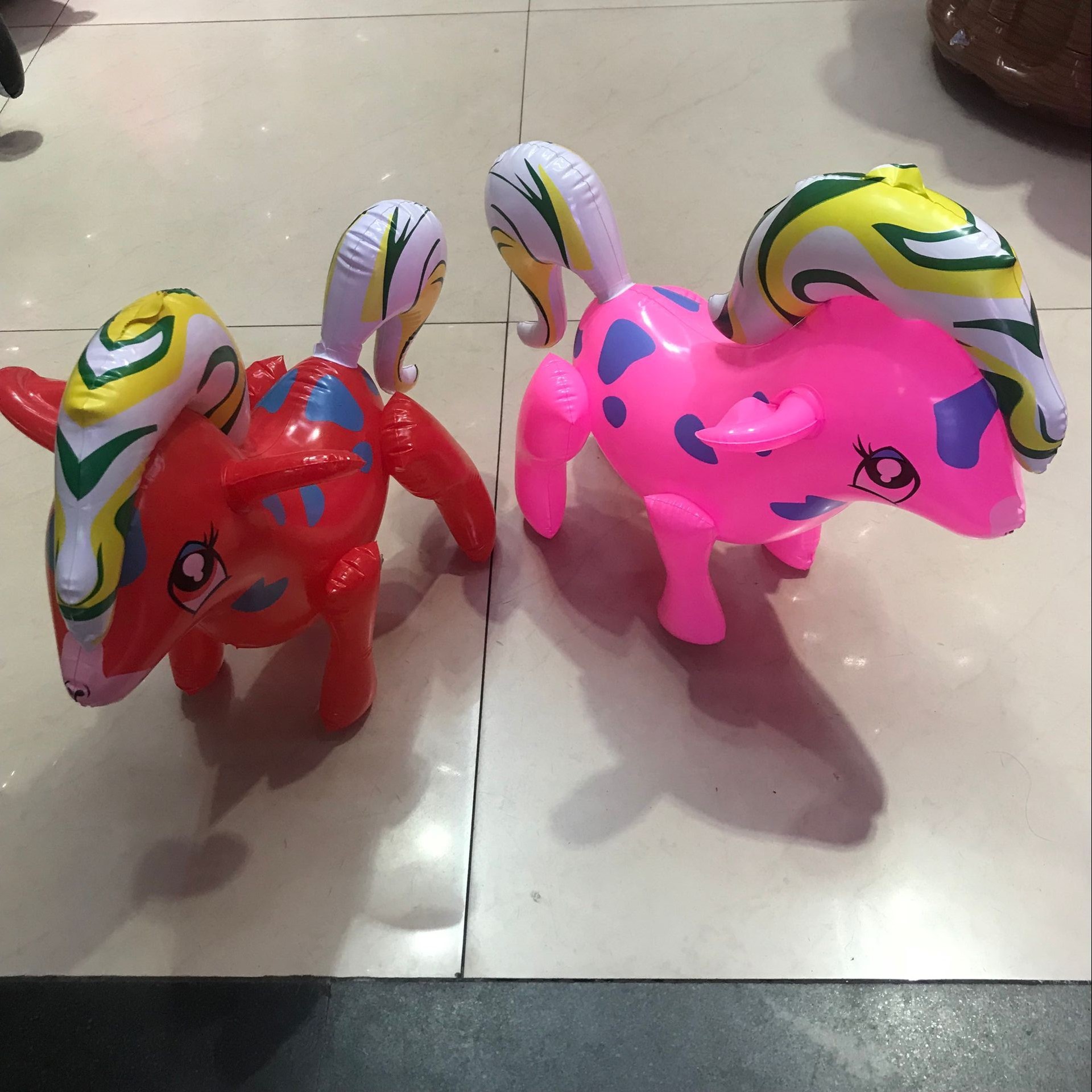 Factory Direct Sales Inflatable Horse Wholesale Custom Inflatable Rainbow Horse Red Inflatable Simulation Horse Children&#039;s Toys