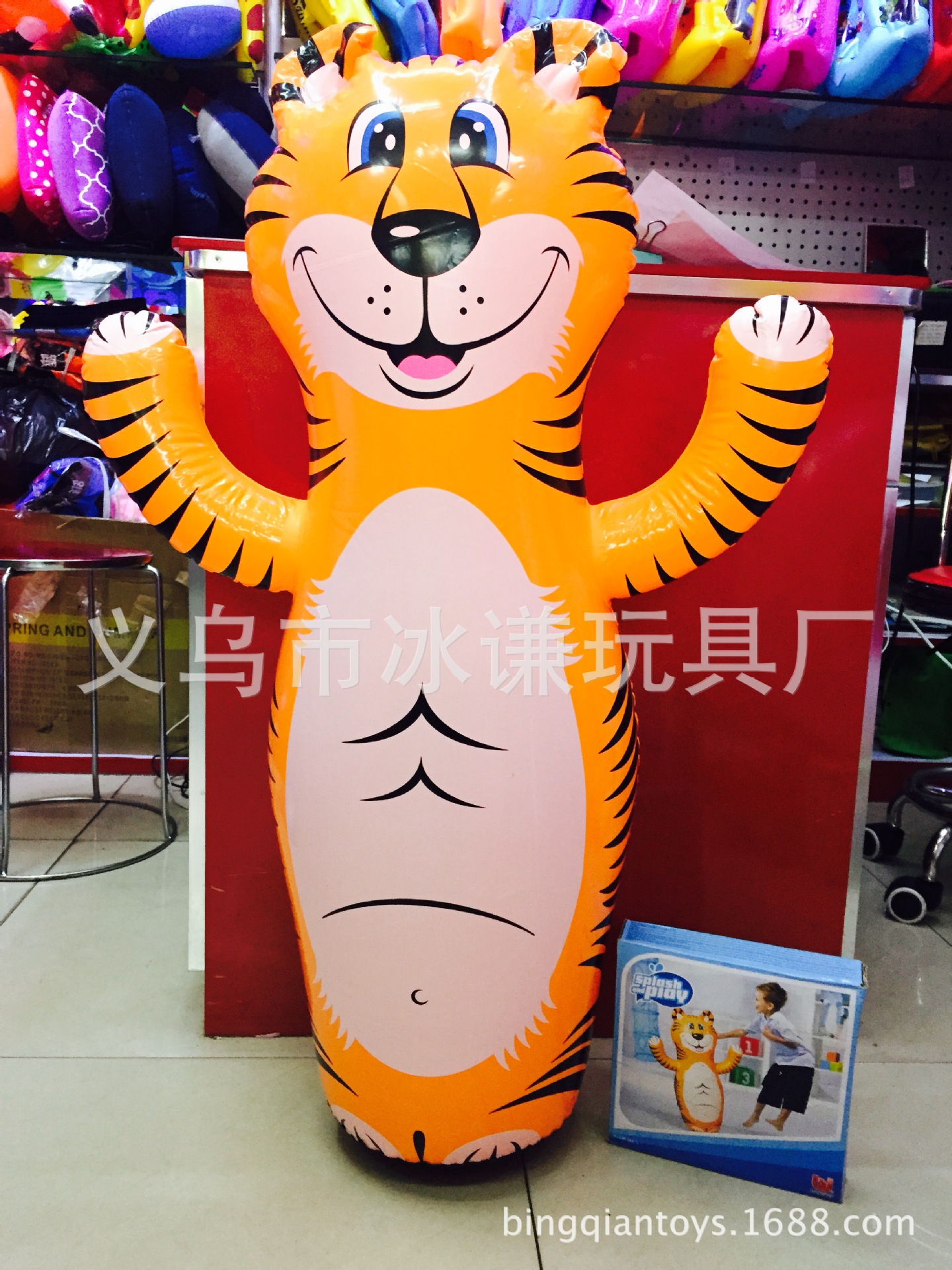 Inflatable toys large inflatable tumbler box adult boxing bag Inflatable toys large inflatable tumbler box adult boxing bag