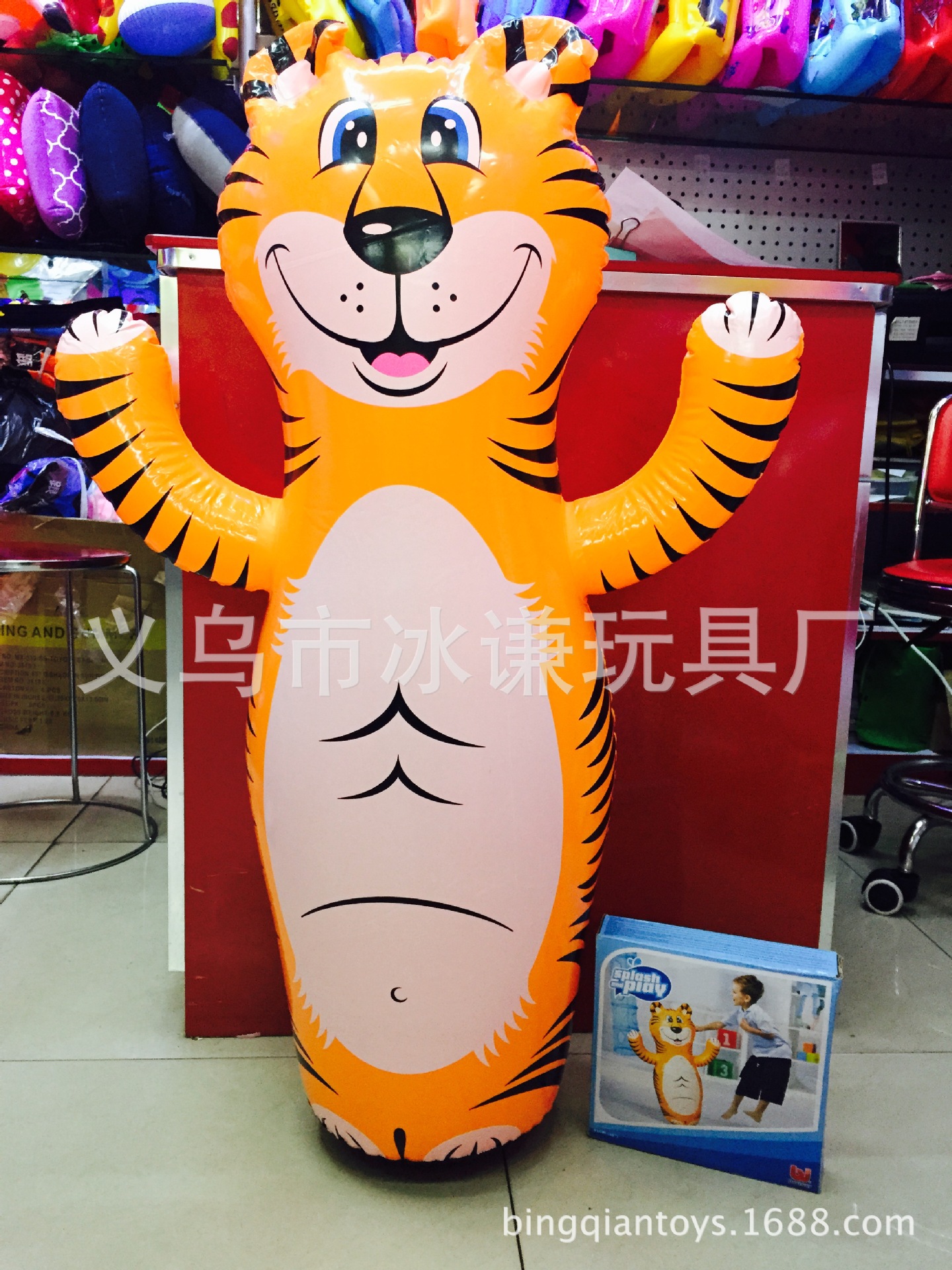 Inflatable toys large inflatable tumbler box adult boxing bag Inflatable toys large inflatable tumbler box adult boxing bag