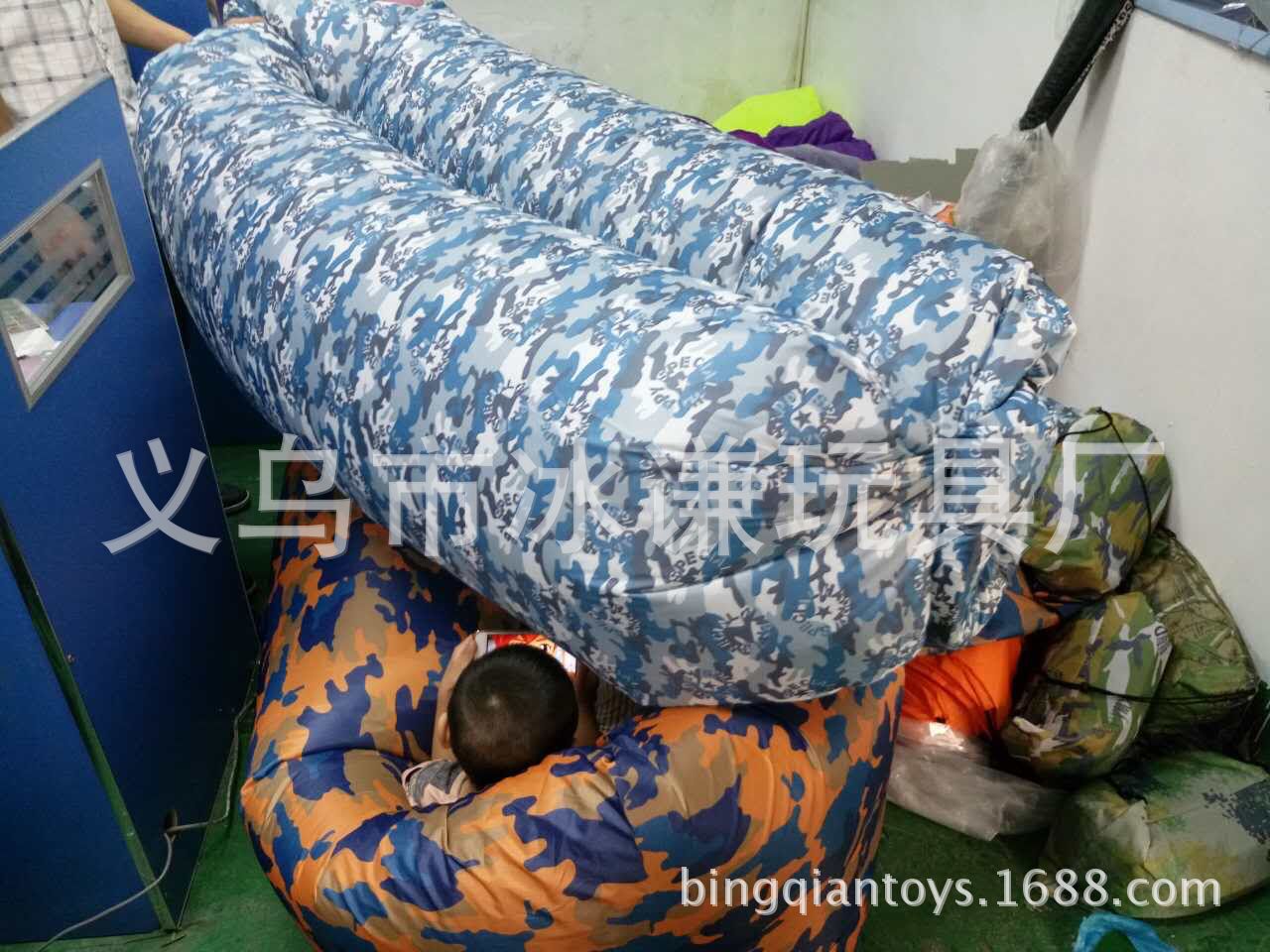 Inflatable toys inflatable inflatable bed sofa cushion bag Lounger Inflatable toys inflatable inflatable bed sofa cushion bag Lounger