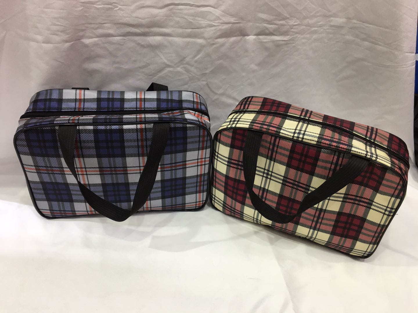 Factory Direct Sales Cosmetic Bag Storage Wash Bag Handbag Washing Large Capacity Portable Travel Can Also Be Customized to Sample
