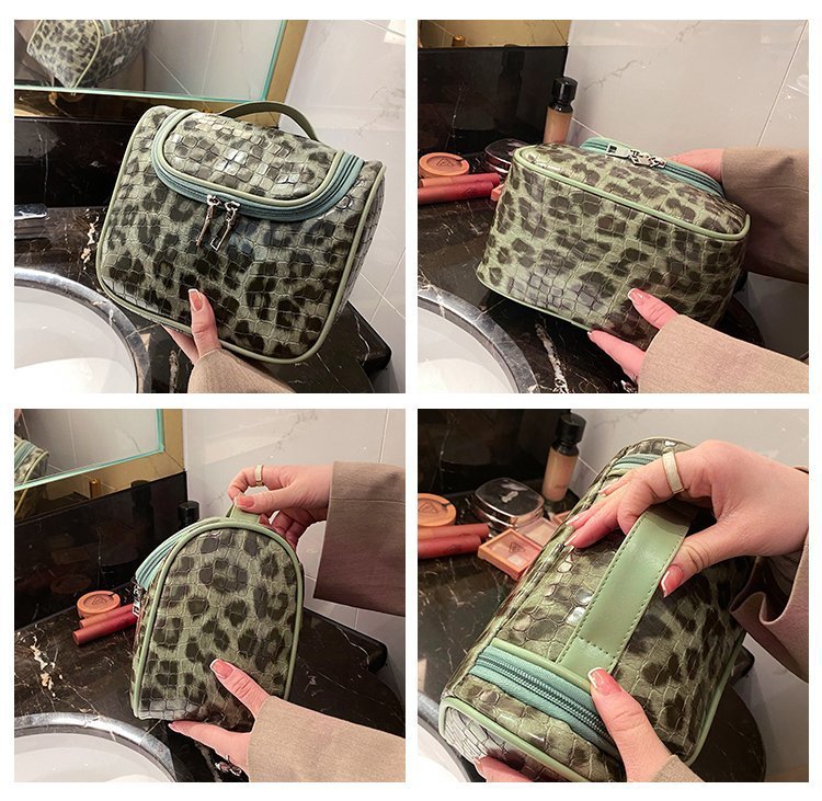 Cross-Border Fashion Leopard Print Small Bag Women's Bag 2021 Trendy New Korean Style Ins Internet Celebrity Versatile Handheld Cosmetic Bag Pu