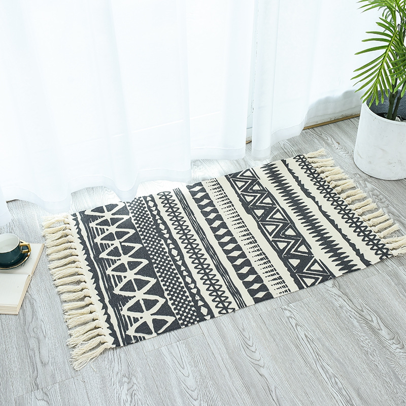 Spot Ethnic Style Cotton Linen Carpet Bedroom Living Room Door Mat Tassel Carpet Absorbent Cushion Tatami Floor Mat Spot Ethnic Style Cotton Linen Carpet Bedroom Living Room Door Mat Tassel Carpet Absorbent Cushion Tatami Floor Mat