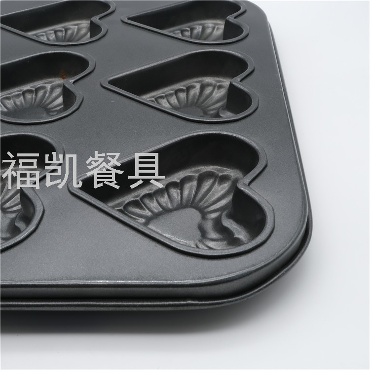New 6-Piece Metal Non-Stick Carbon Steel Heart-Shaped Cake Mold Baking Pan English Muffin Tray