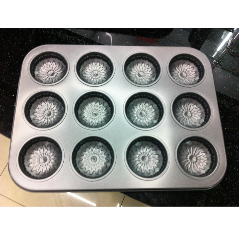 Baking pan for 12 cups cake mold nonstick baking pan for muffin cake
