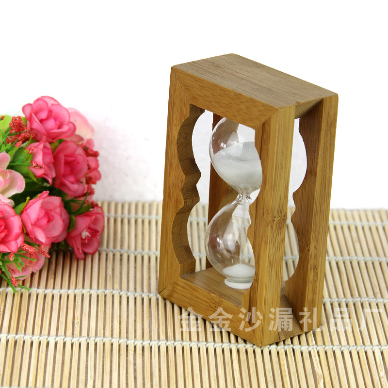 The Qixi Festival romantic gift time hourglass hourglass bamboo wholesale
