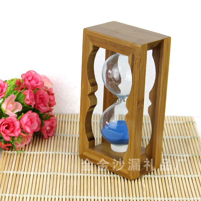 The Qixi Festival romantic gift time hourglass hourglass bamboo wholesale