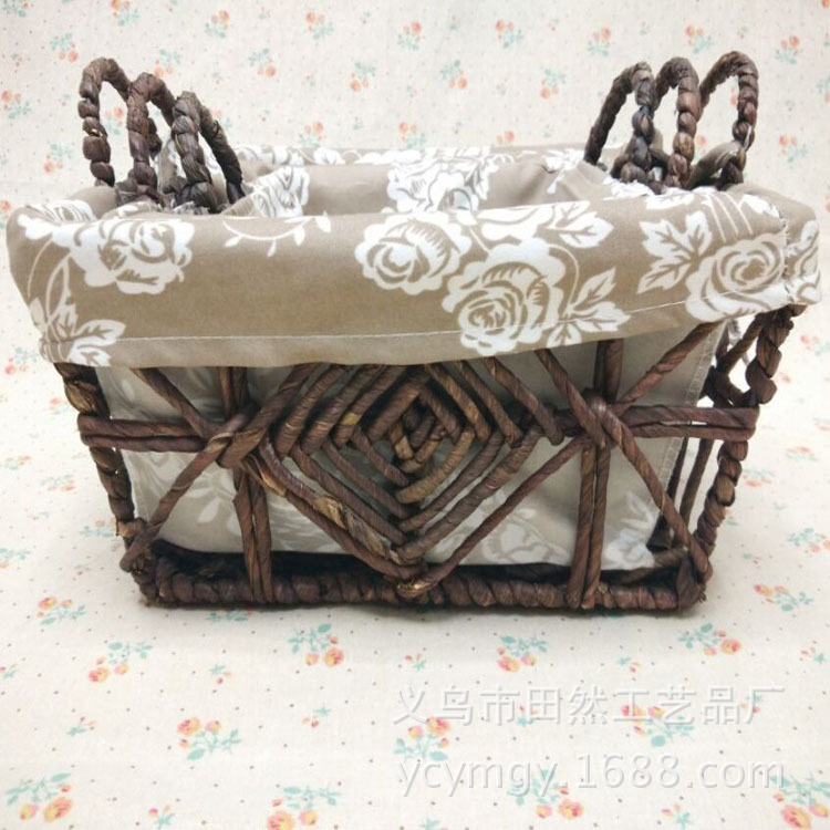 Iron manufacturers selling corn husks and straw storage an idyllic snack baskets storage baskets handmade debris basket Iron manufacturers selling corn husks and straw storage an idyllic snack baskets storage baskets handmade debris basket