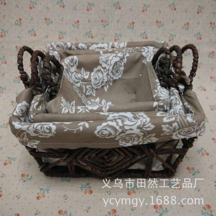 Iron manufacturers selling corn husks and straw storage an idyllic snack baskets storage baskets handmade debris basket Iron manufacturers selling corn husks and straw storage an idyllic snack baskets storage baskets handmade debris basket