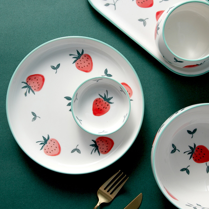 New Strawberry Pattern Household Dining Bowl Plate Cute Girl Heart Ceramic Tableware Underglaze Color Shallow Plate Sauce Dish Rice Bowl