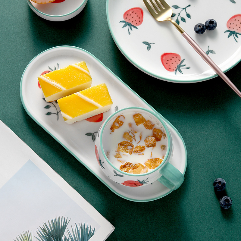 New Strawberry Pattern Household Dining Bowl Plate Cute Girl Heart Ceramic Tableware Underglaze Color Shallow Plate Sauce Dish Rice Bowl