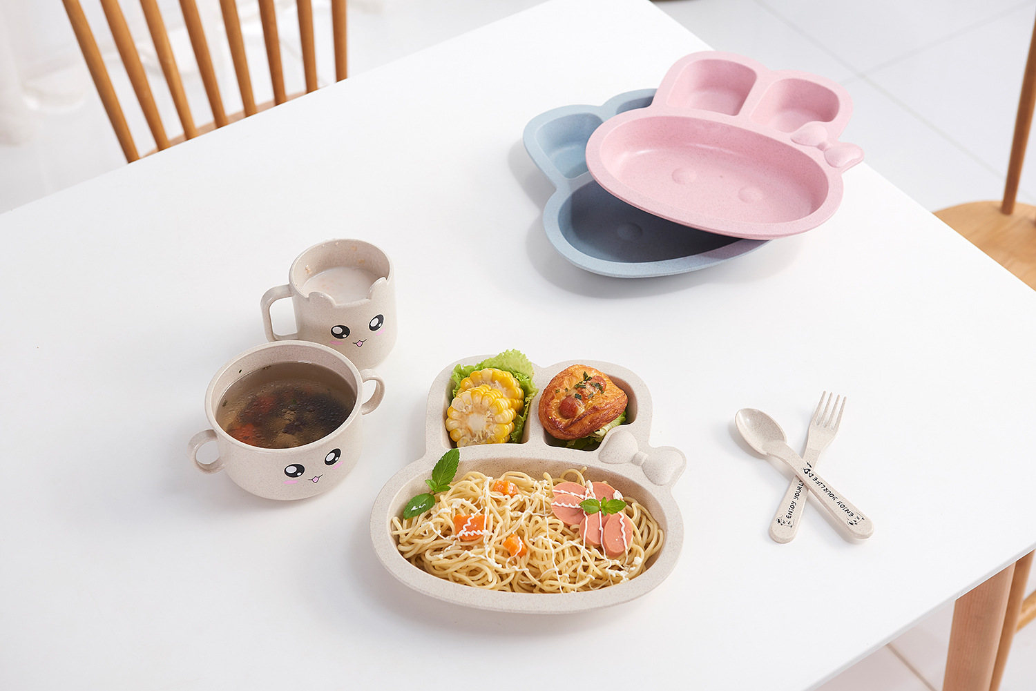 Maixiang Rabbit Plate Children's Cartoon Wheat Straw Tableware Set Kindergarten Baby Grid Plate Drop-Resistant Maixiang Rabbit Plate Children's Cartoon Wheat Straw Tableware Set Kindergarten Baby Grid Plate Drop-Resistant