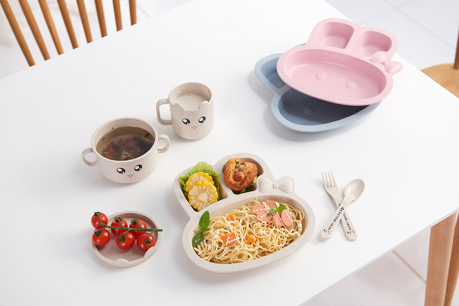 Maixiang Rabbit Plate Children's Cartoon Wheat Straw Tableware Set Kindergarten Baby Grid Plate Drop-Resistant Maixiang Rabbit Plate Children's Cartoon Wheat Straw Tableware Set Kindergarten Baby Grid Plate Drop-Resistant