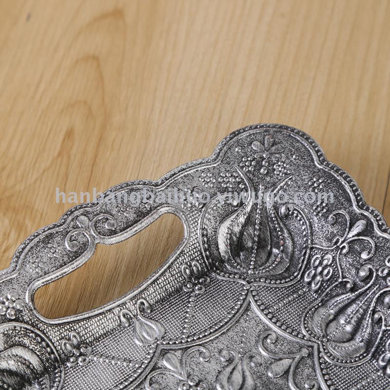 New dish craft dish fashionable Europe type decorates dish to carve out the classical circular plate with carved designs New dish craft dish fashionable Europe type decorates dish to carve out the classical circular plate with carved designs