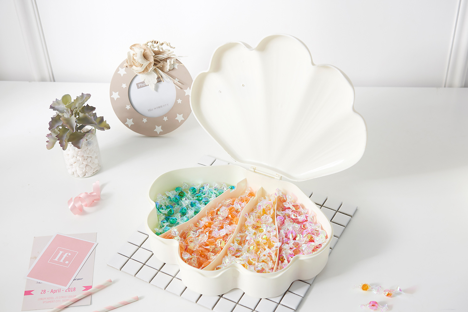 Shell Light Luxury Candy Box High-End Creative Frame Dried Fruit Tray Lazy Melon Seeds Plate Handphone-Friendly Dried Fruit Box