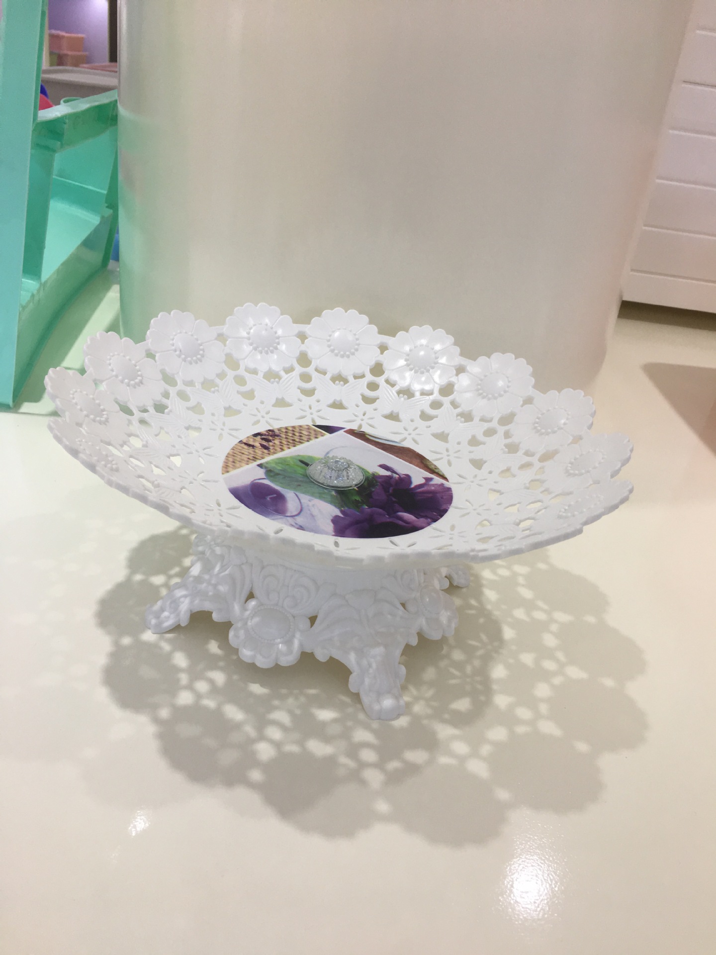 Plastic multi-layer fruit cake tray colored glaze afternoon tea lace skewer continental fruit tray cake stand