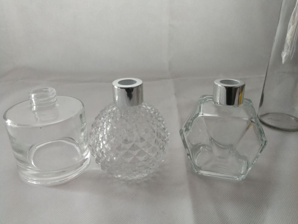 High-grade diamond glass aroma bottle, spot supply, manufacturers direct sales