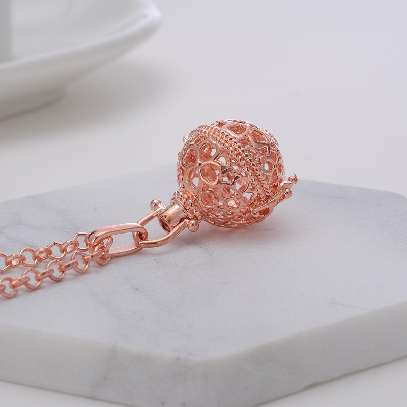 DIY lady pregnant woman harp ball essence oil bottle clover holhold-out magic box aroma phase box sweater necklace pendant lock