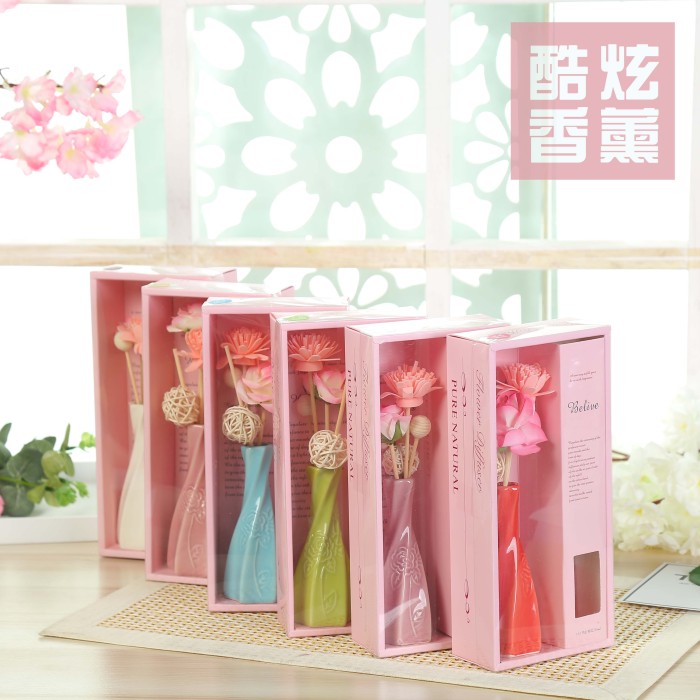 Golden Gift Set Glass Bottle Aroma Reed Diffuser Home Perfume With Rattan Sticks 