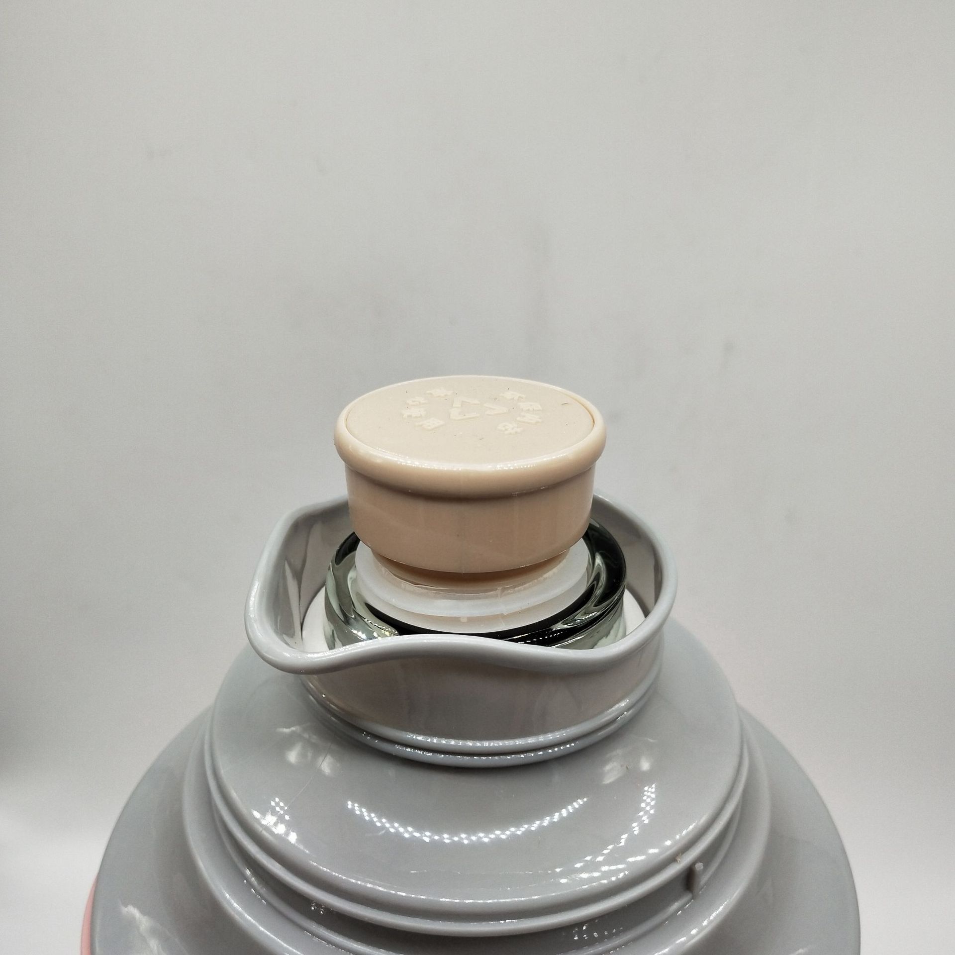 8811 Household Thermo Thermal Pot with Lid Hot Water Bottle with Handle Household Special Thermo Factory Wholesale