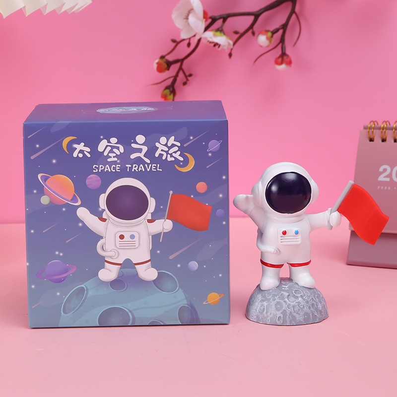 Space Trip Chuangyu Star Astronaut Hang Xiaoyu Blind Box Toy Doll Resin Craft Hand-Made Doll for Children Space Trip Chuangyu Star Astronaut Hang Xiaoyu Blind Box Toy Doll Resin Craft Hand-Made Doll for Children