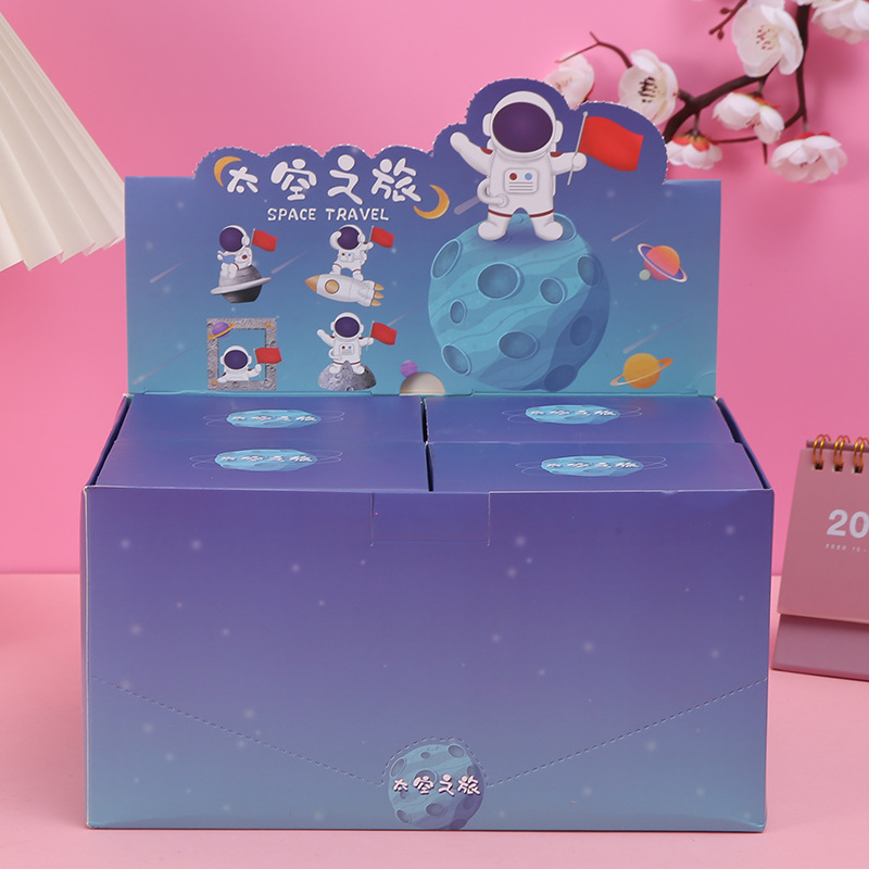 Space Trip Chuangyu Star Astronaut Hang Xiaoyu Blind Box Toy Doll Resin Craft Hand-Made Doll for Children Space Trip Chuangyu Star Astronaut Hang Xiaoyu Blind Box Toy Doll Resin Craft Hand-Made Doll for Children
