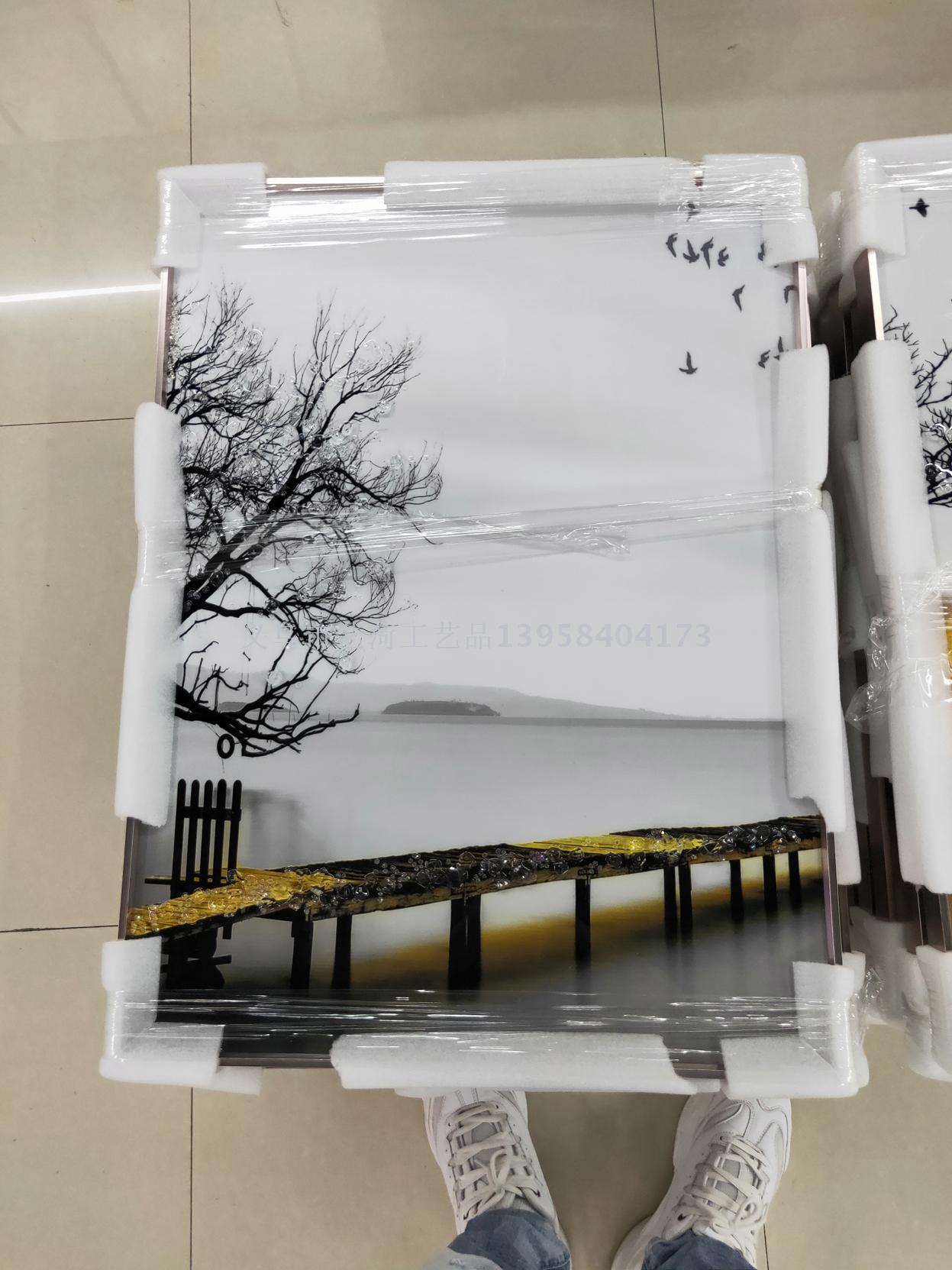 Export decoration crystal face paint crystal porcelain painting of aluminum alloy frame custom sizes to hang a picture Export decoration crystal face paint crystal porcelain painting of aluminum alloy frame custom sizes to hang a picture