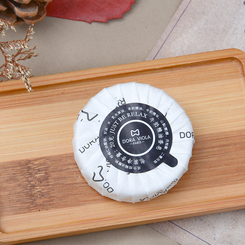 Hotel Disposable Soap Customized B &amp; B Hotel Toiletries Black and White Milk Essential Oil Disposable Soap Wholesale