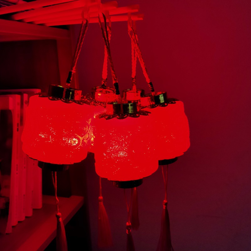 Retro Court Small Bell Pepper Children's Portable Palace Lantern Light-Emitting Toys Chinese New Year Decoration Stall Hot Selling Source of Goods Retro Court Small Bell Pepper Children's Portable Palace Lantern Light-Emitting Toys Chinese New Year Decoration Stall Hot Selling Source of Goods