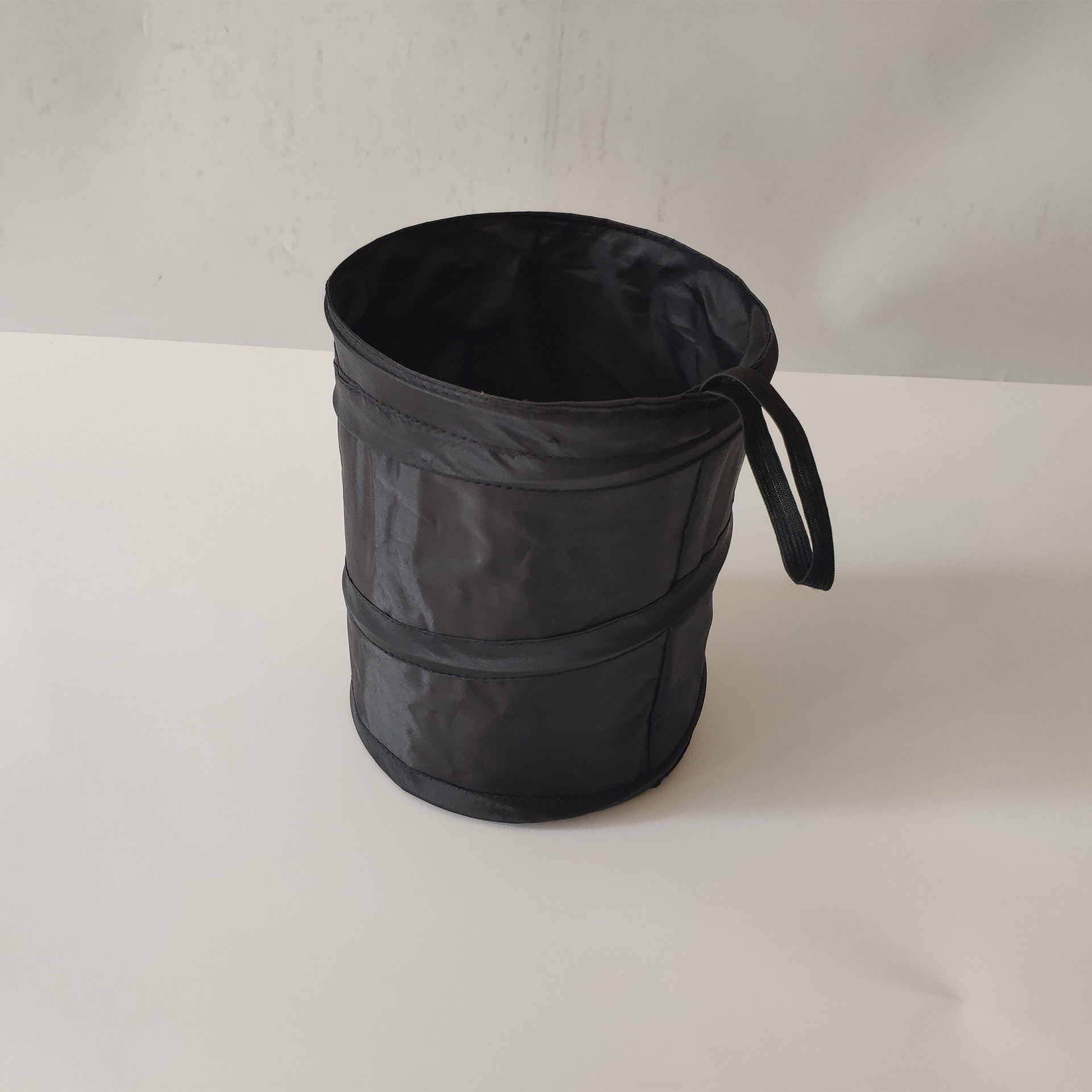 Foldable MultiFunctional Hanging Car Garbage Can Car Storage Bucket Car Seat Back Storage Bag Trash Can