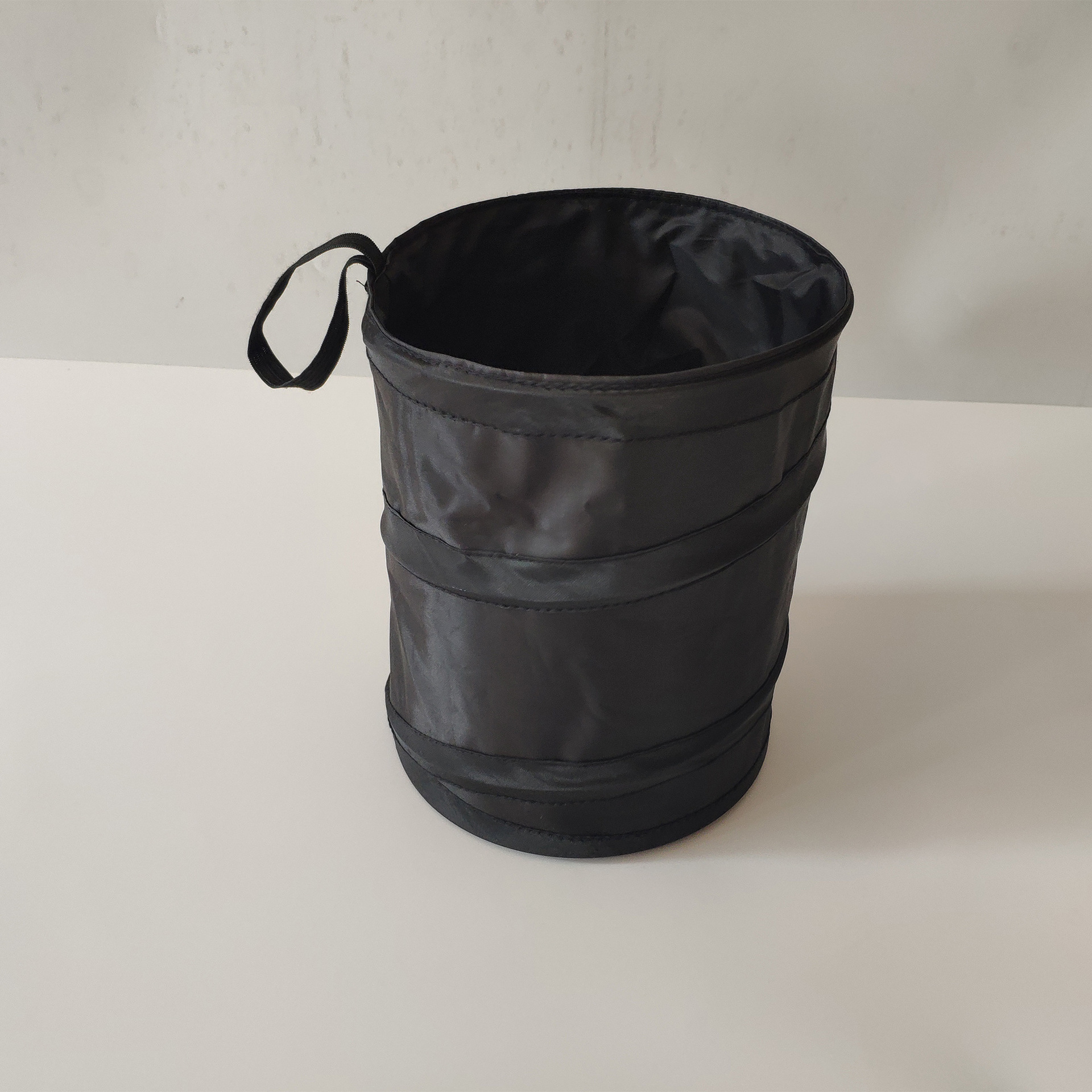 Foldable MultiFunctional Hanging Car Garbage Can Car Storage Bucket Car Seat Back Storage Bag Trash Can