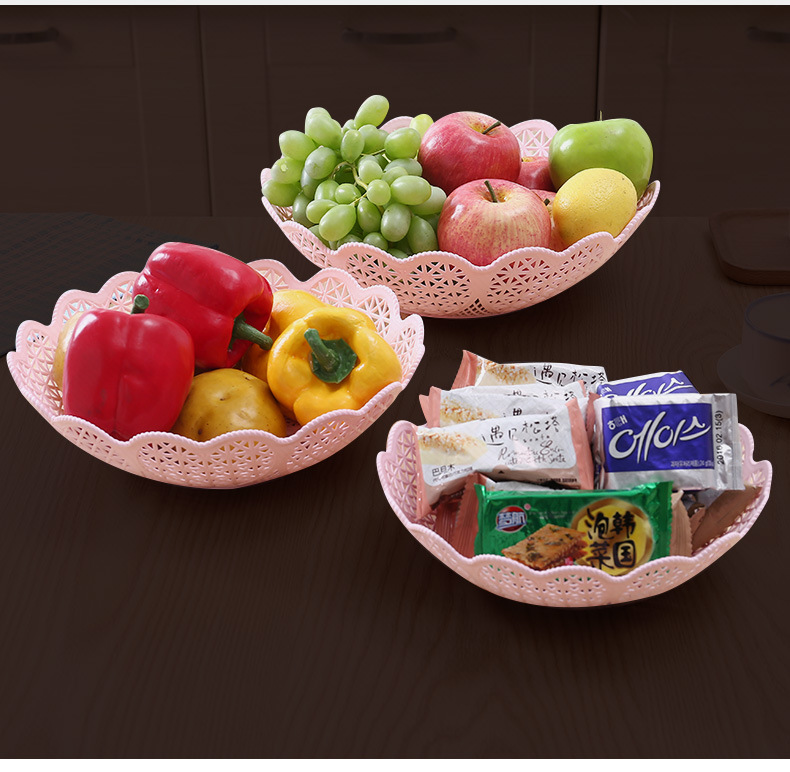Candy color hollow-out lace creative snack Candy tray dry fruit bowl plastic fruit bowl Candy color hollow-out lace creative snack Candy tray dry fruit bowl plastic fruit bowl