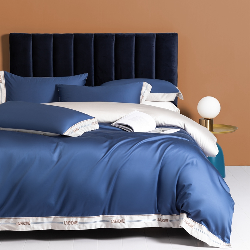 Four Seasons Universal Solid Color Four-Piece Set High-End 100 Quilt Cover Bed Sheet 4 Embroidery Wide Edge Bedding Set