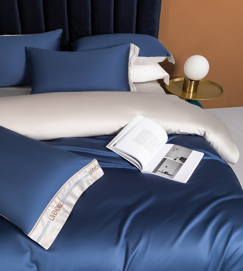 Four Seasons Universal Solid Color Four-Piece Set High-End 100 Quilt Cover Bed Sheet 4 Embroidery Wide Edge Bedding Set