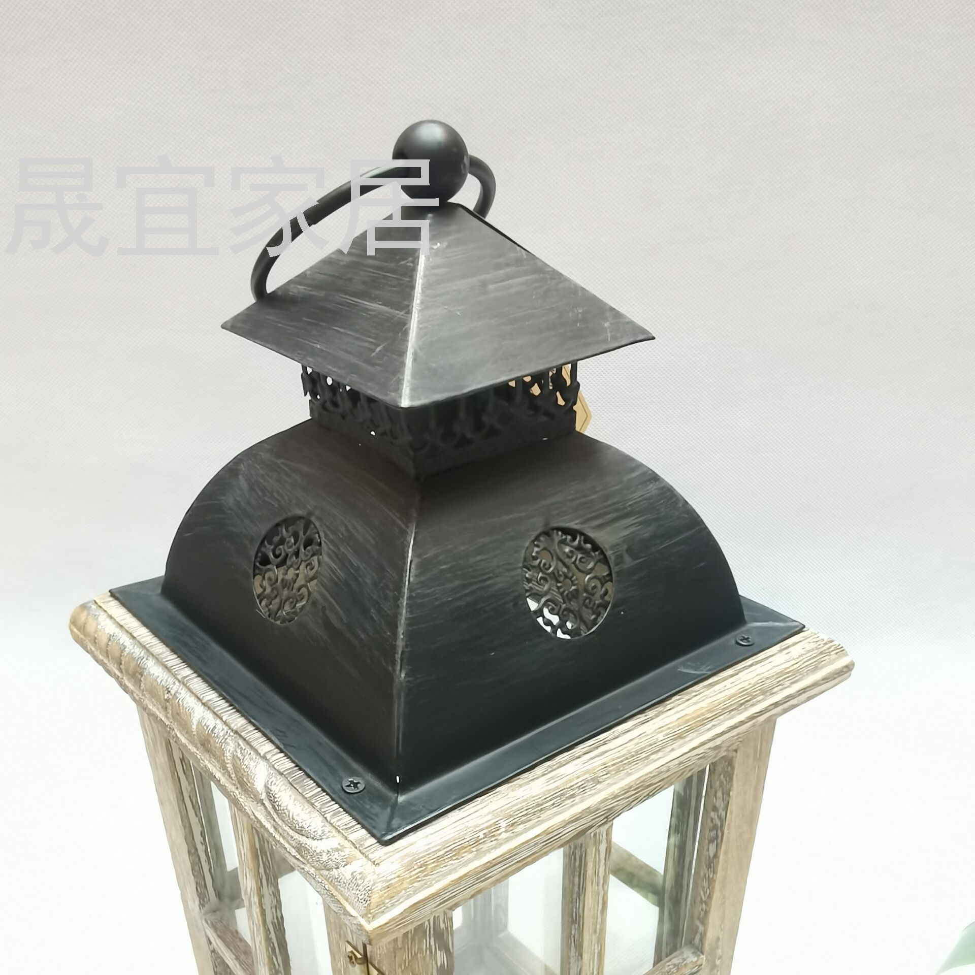 European-Style Storm Lantern Candlestick Floor Incense Candle Holder Log Iron Storm Lantern Craftwork Storm Lantern Bedroom Decoration European-Style Storm Lantern Candlestick Floor Incense Candle Holder Log Iron Storm Lantern Craftwork Storm Lantern Bedroom Decoration