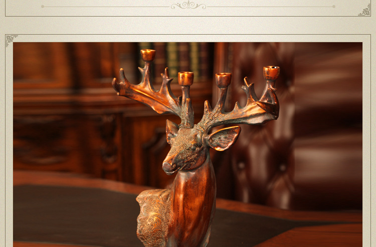 The American style country style villa model house was recently decorated to do old resin elk candlestick The American style country style villa model house was recently decorated to do old resin elk candlestick