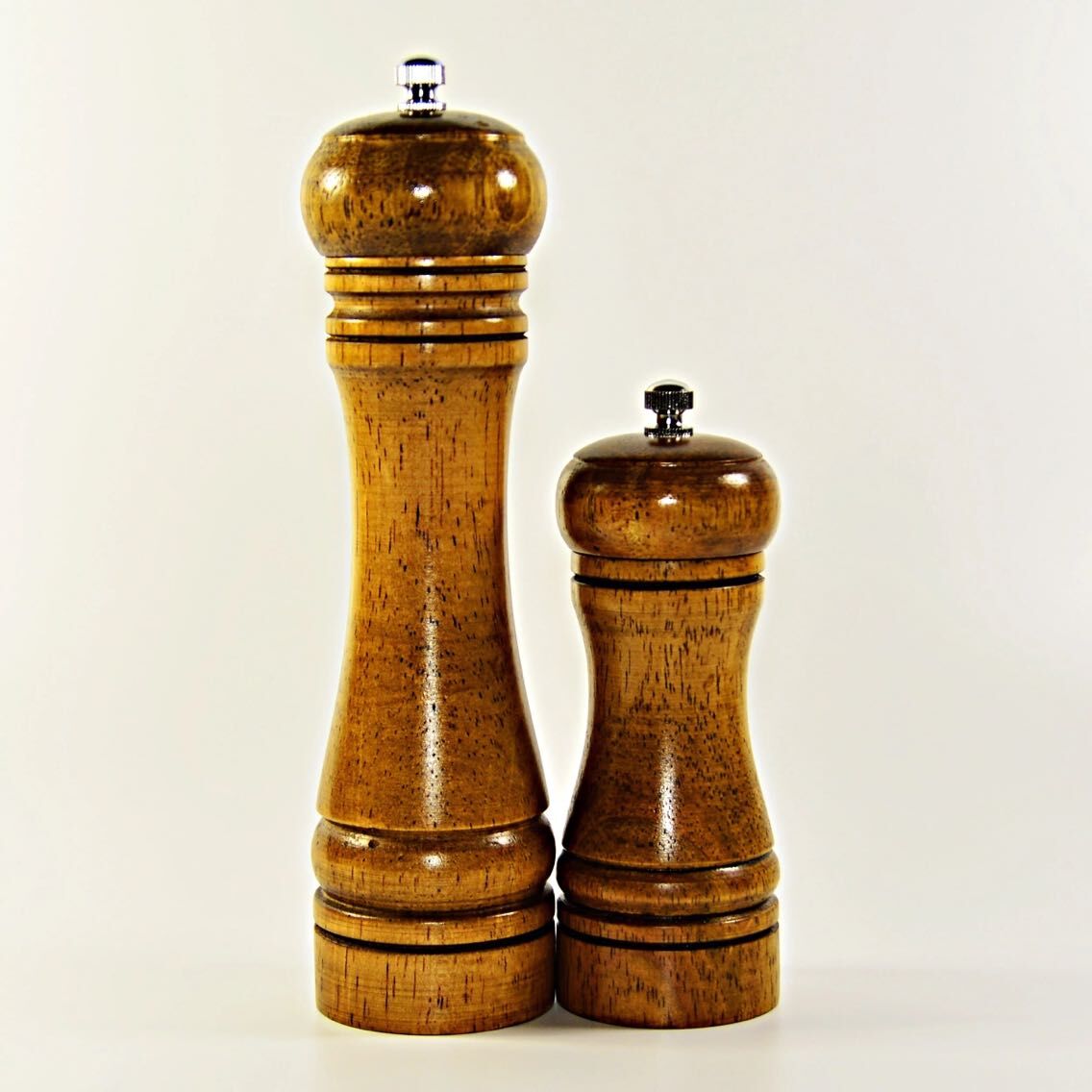 Wholesale export of stainless steel pepper grinder grinding black pepper salt pepper grinder manual rotating cruet