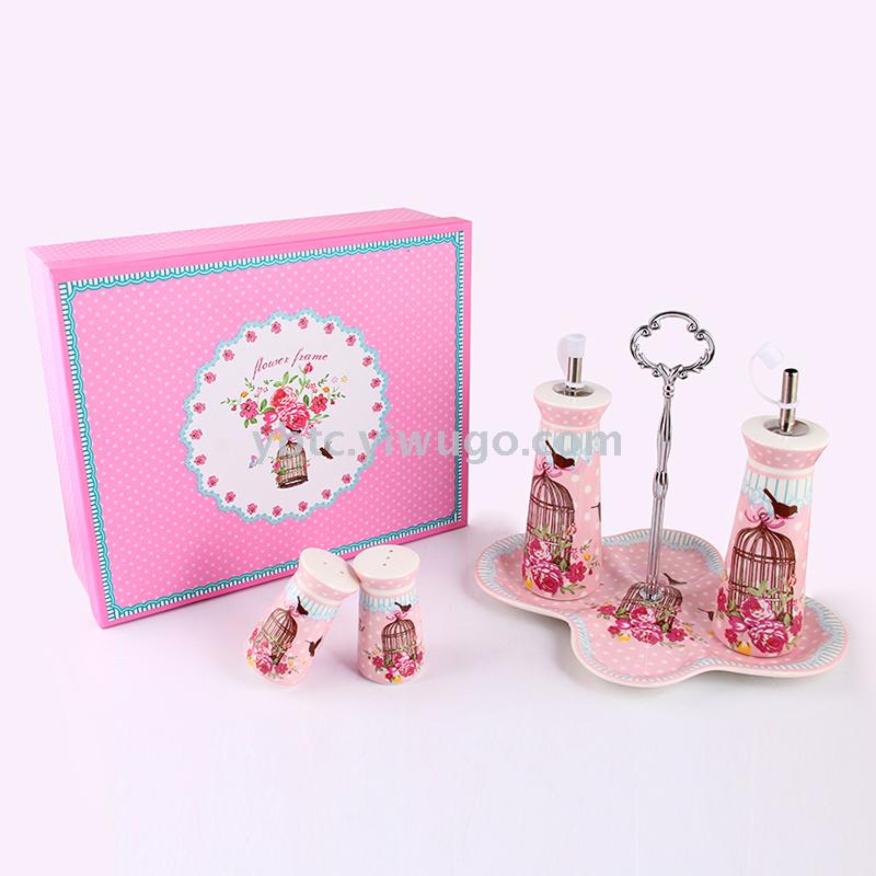 Ceramic oil bottle pepper bottle seasoning bottle kitchen storage set oil and salt tank seasoning combination daily