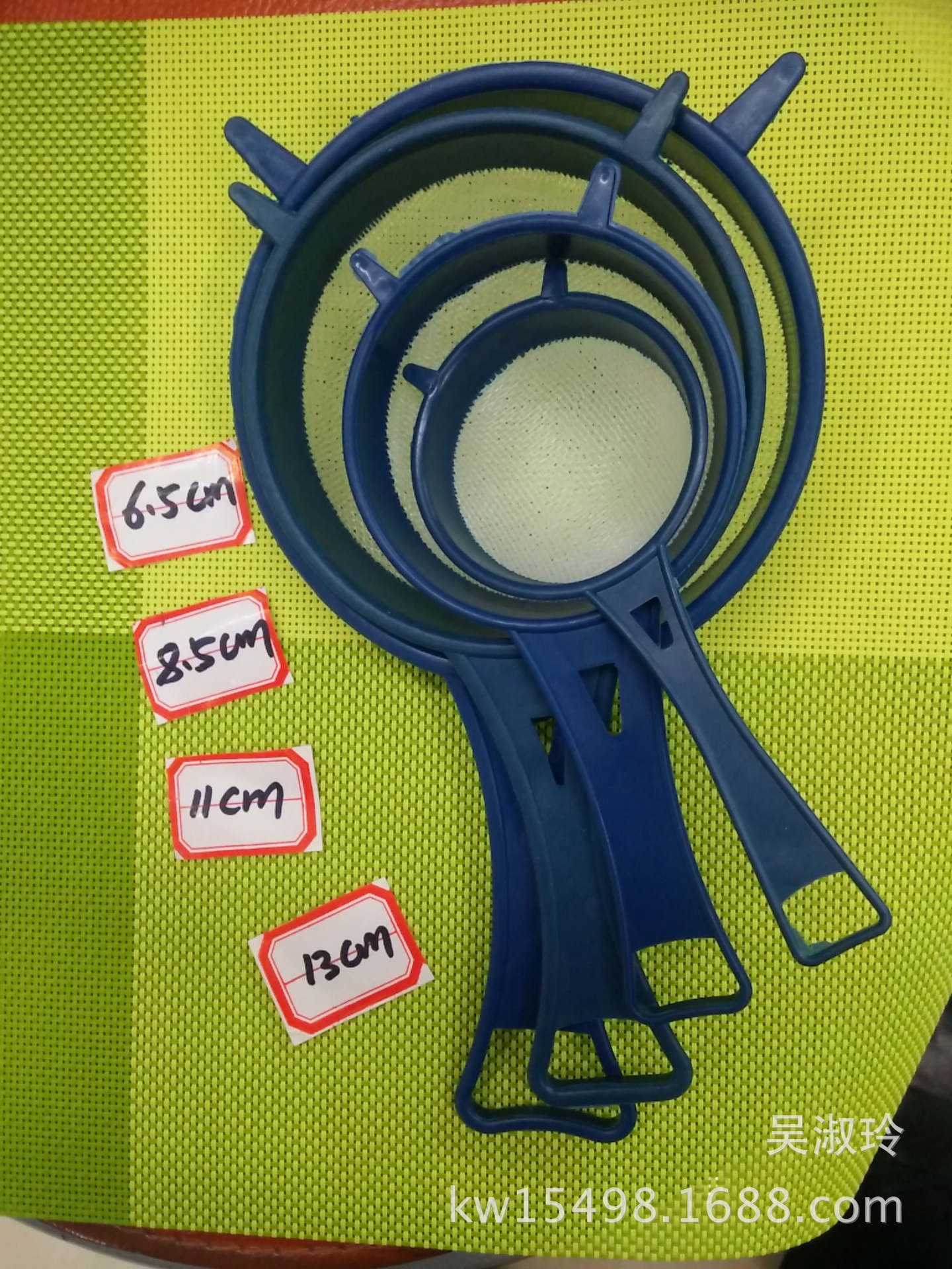 Factory Direct Sales Old Plastic Colander Multi-Functional Strainer Oil Leakage Hot Pot Slotted Ladle Line Leakage Colander New Product Factory Direct Sales Old Plastic Colander Multi-Functional Strainer Oil Leakage Hot Pot Slotted Ladle Line Leakage Colander New Product