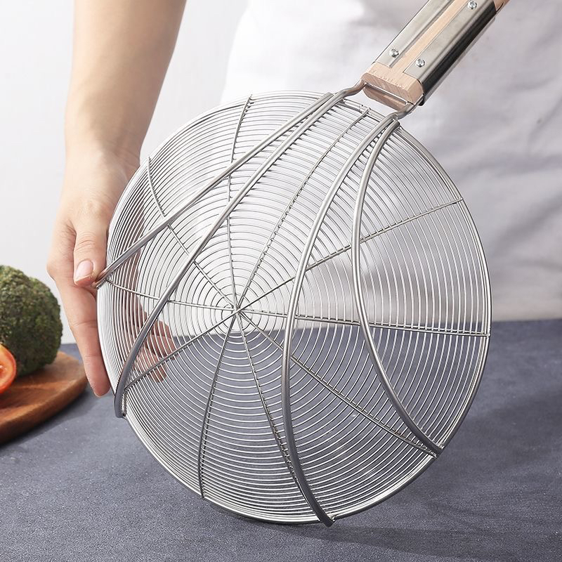 Stainless Steel Colander Strainer Fried Filter Net Large Noodles Strainer Dumplings Commercial Ultra-Fine Household Wooden Handle Strainer Stainless Steel Colander Strainer Fried Filter Net Large Noodles Strainer Dumplings Commercial Ultra-Fine Household Wooden Handle Strainer