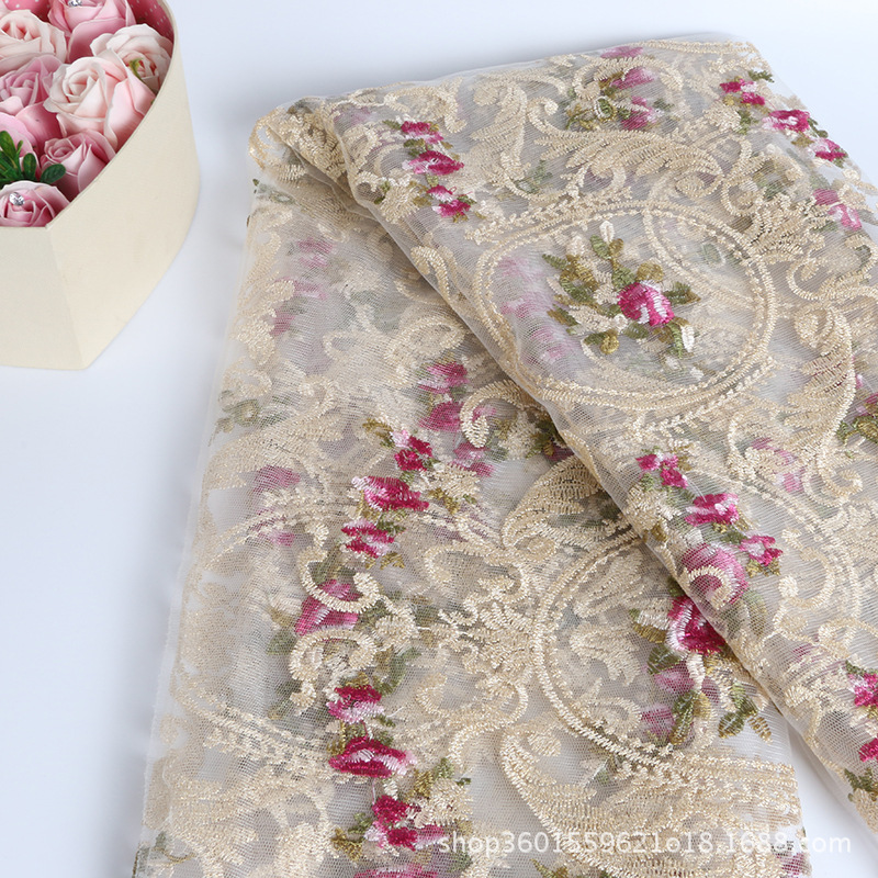 The new terhsi-multicolor mesh embroidered gold and silver thread lace 135CM curtain fabric upholstery pillow sofa cushion cushions